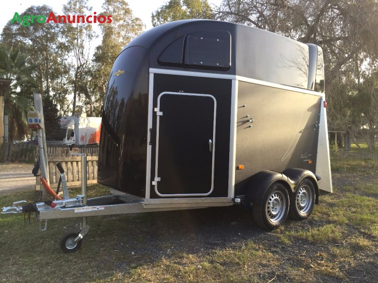 AgroAnuncios.es - Venta de Van para 2 caballos Humbaur Balios AERO en